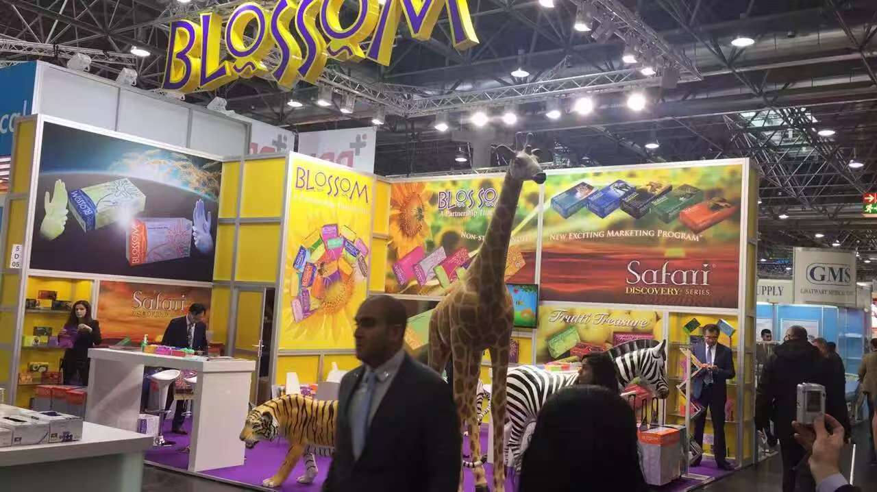  MEDICA Düsseldorf, 2016 Blossom gloves tradeshow