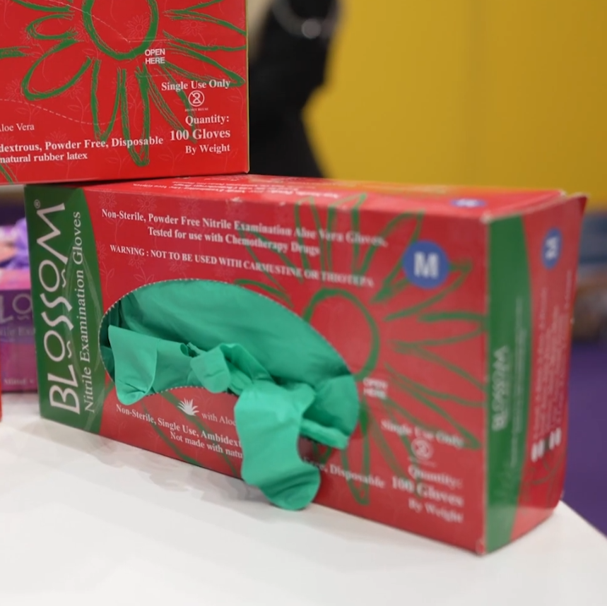 Blossom 無粉綠色丁腈蘆薈手套 Green Aloe Vera Powder Free Nitrile Exam Gloves